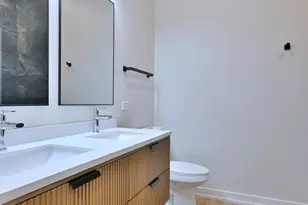 7518 Madison St, Forest Park, IL 60130 - Photo 22