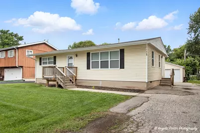 4420 Clearview Drive, McHenry, IL 60050 - Photo 2