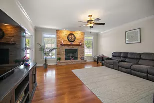 549 Beach Ave, Bourbonnais, IL 60914 - Photo 6