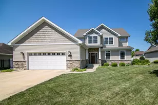 549 Beach Ave, Bourbonnais, IL 60914 - Photo 4