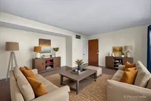 5530 W Lawrence Ave, Chicago, IL 60630 - Photo 2