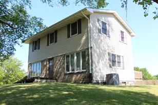 1607 Wheeler Rd, Kirkland, IL 60146 - Photo 6