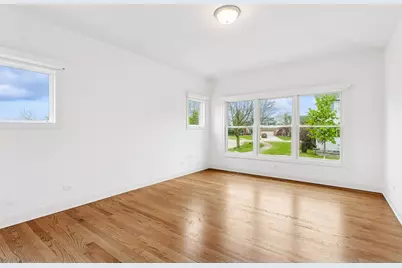 9014 Gloucester Road, Woodridge, IL 60517 - Photo 12