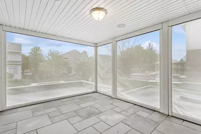 9014 Gloucester Road, Woodridge, IL 60517 - Photo 10