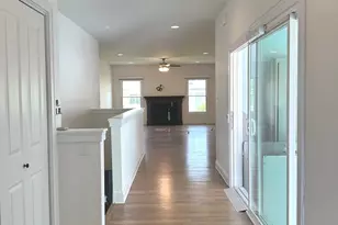 9014 Gloucester Rd, Woodridge, IL 60517 - Photo 4