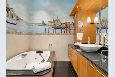 333 W Hubbard Street #1006, Chicago, IL 60654 - Photo 40