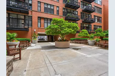 333 W Hubbard Street #1006, Chicago, IL 60654 - Photo 50