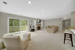 2623 Cobblestone Dr, Crystal Lake, IL 60012 - Photo 8