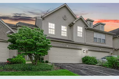 2623 Cobblestone Drive, Crystal Lake, IL 60012 - Photo 2