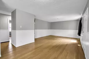 22255 Merrill Ave, Sauk Village, IL 60411 - Photo 8