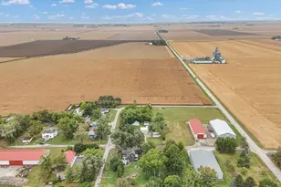 208 E 1790 North Rd, Gilman, IL 60938 - Photo 38