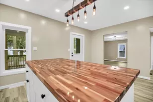 208 E 1790 North Rd, Gilman, IL 60938 - Photo 10