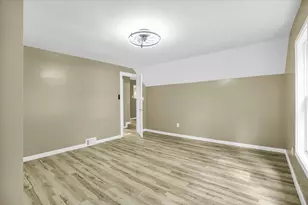 208 E 1790 North Rd, Gilman, IL 60938 - Photo 26