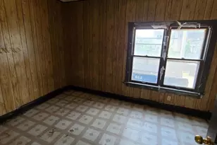 120 E Kensington Ave, Chicago, IL 60628 - Photo 8