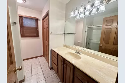 2790 Stone Ridge Drive, Kankakee, IL 60901 - Photo 8