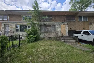 2650 E 77th St, Chicago, IL 60649 - Photo 2