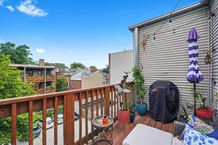 716 W Barry Ave, Chicago, IL 60657 - Photo 26