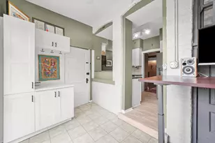 716 W Barry Ave, Chicago, IL 60657 - Photo 20