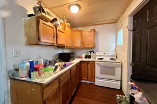 2502 Pine Ave, Mattoon, IL 61938 - Photo 10