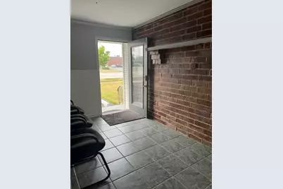 7836 W 103 Street, Palos Hills, IL 60465 - Photo 2