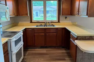 227 S 6th St, Hennepin, IL 61327 - Photo 12