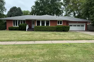 227 S 6th St, Hennepin, IL 61327 - Photo 1