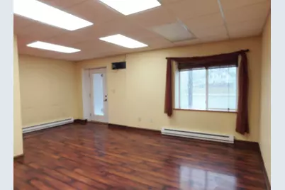 525 W Main Street, Kirkland, IL 60146 - Photo 2
