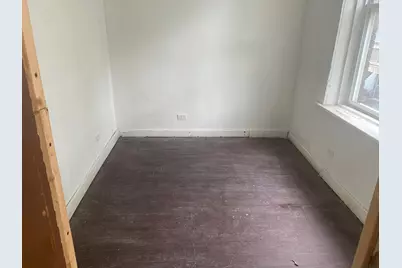 129 E Kensington Avenue, Chicago, IL 60628 - Photo 14