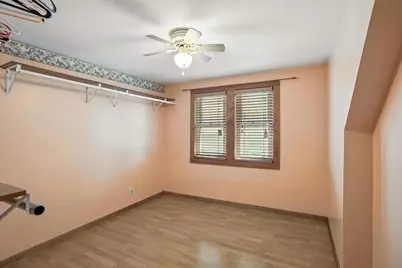 13425 S Avenue M, Chicago, IL 60633 - Photo 8