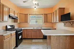 13425 S Avenue M, Chicago, IL 60633 - Photo 16
