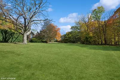 111 Mayflower Road, Lake Forest, IL 60045 - Photo 6