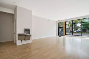 846 N Ashland Ave, Chicago, IL 60622 - Photo 2