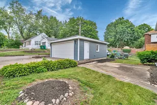 1057 W Park Front St, Joliet, IL 60436 - Photo 26