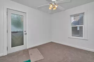 1057 W Park Front St, Joliet, IL 60436 - Photo 8