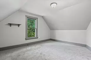 2016 Grove Ln, Cary, IL 60013 - Photo 12
