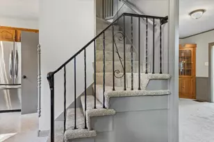 2016 Grove Ln, Cary, IL 60013 - Photo 6