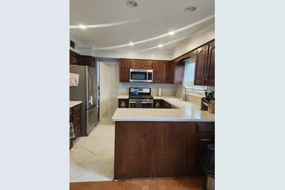 321 Carmelhead Lane, Schaumburg, IL 60193 - Photo 1