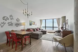 5415 N Sheridan Rd, Chicago, IL 60640 - Photo 4