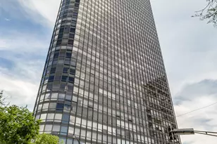 5415 N Sheridan Rd, Chicago, IL 60640 - Photo 1