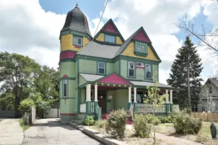 331 Griswold St, Elgin, IL 60123 - Photo 1