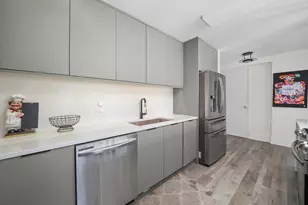 330 W Diversey Pkwy, Chicago, IL 60657 - Photo 10