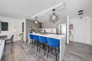 330 W Diversey Pkwy, Chicago, IL 60657 - Photo 8