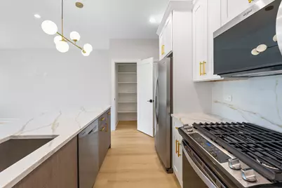 5006 S Prairie Avenue, Chicago, IL 60615 - Photo 8