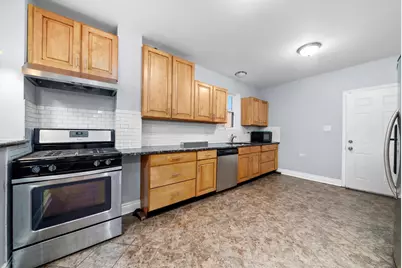 8100 S Houston Avenue, Chicago, IL 60617 - Photo 22