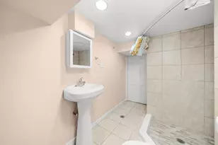 8100 S Houston Ave, Chicago, IL 60617 - Photo 42