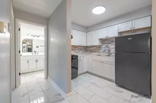 669 Chappel Ave, Calumet City, IL 60409 - Photo 10