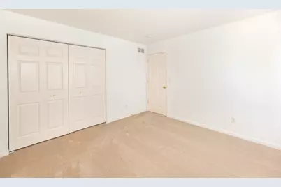 220 Stearn Drive, Genoa, IL 60135 - Photo 28