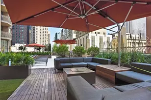 21 E Huron St, Chicago, IL 60611 - Photo 16