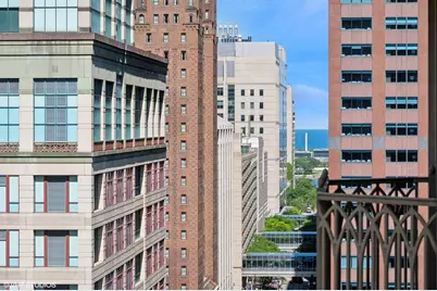 21 E Huron Street #1407, Chicago, IL 60611 - Photo 12