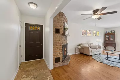 1108 N Main Street, Wheaton, IL 60187 - Photo 6